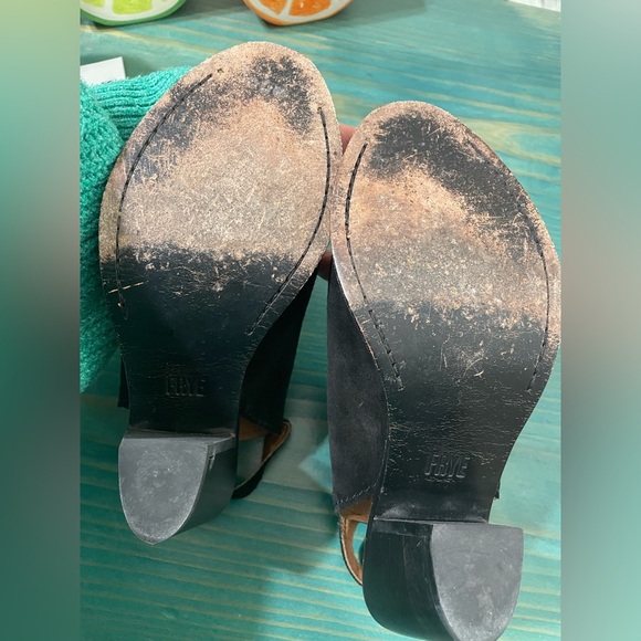 Frye Courtney Slingback Block Heel Peep Toe Suede Sandal - Picture 8 of 8